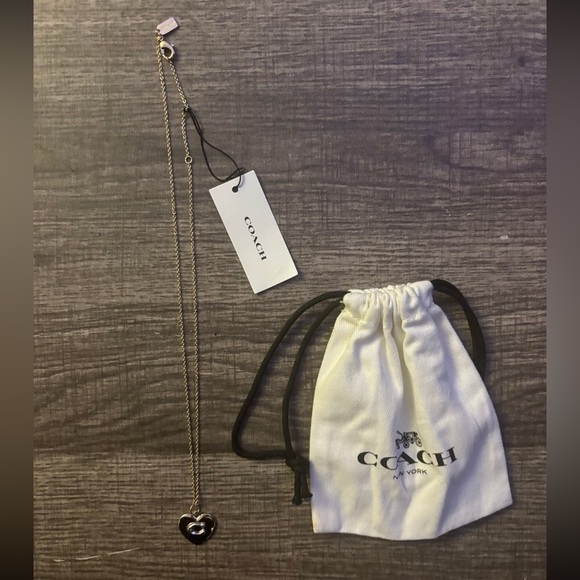 COACH SIGNATURE HEART NECKLACE - Picture 3 of 3